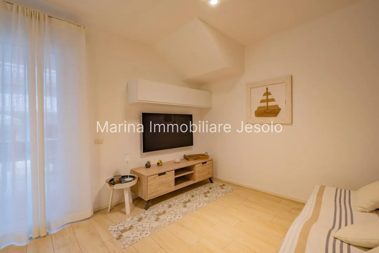 Oasi Beach Apartment Lido di Jesolo