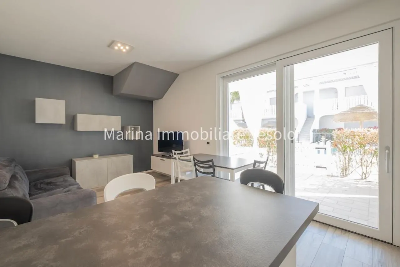 Oasi Beach Apartment Lido di Jesolo 0*,