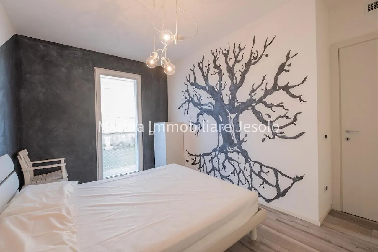Oasi Beach Apartment Lido di Jesolo 0*,  Italy